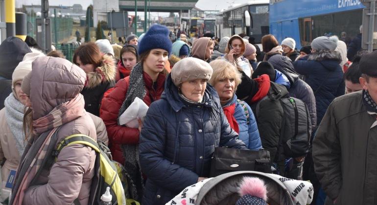 Украинские беженцы. Фото: news.un.org